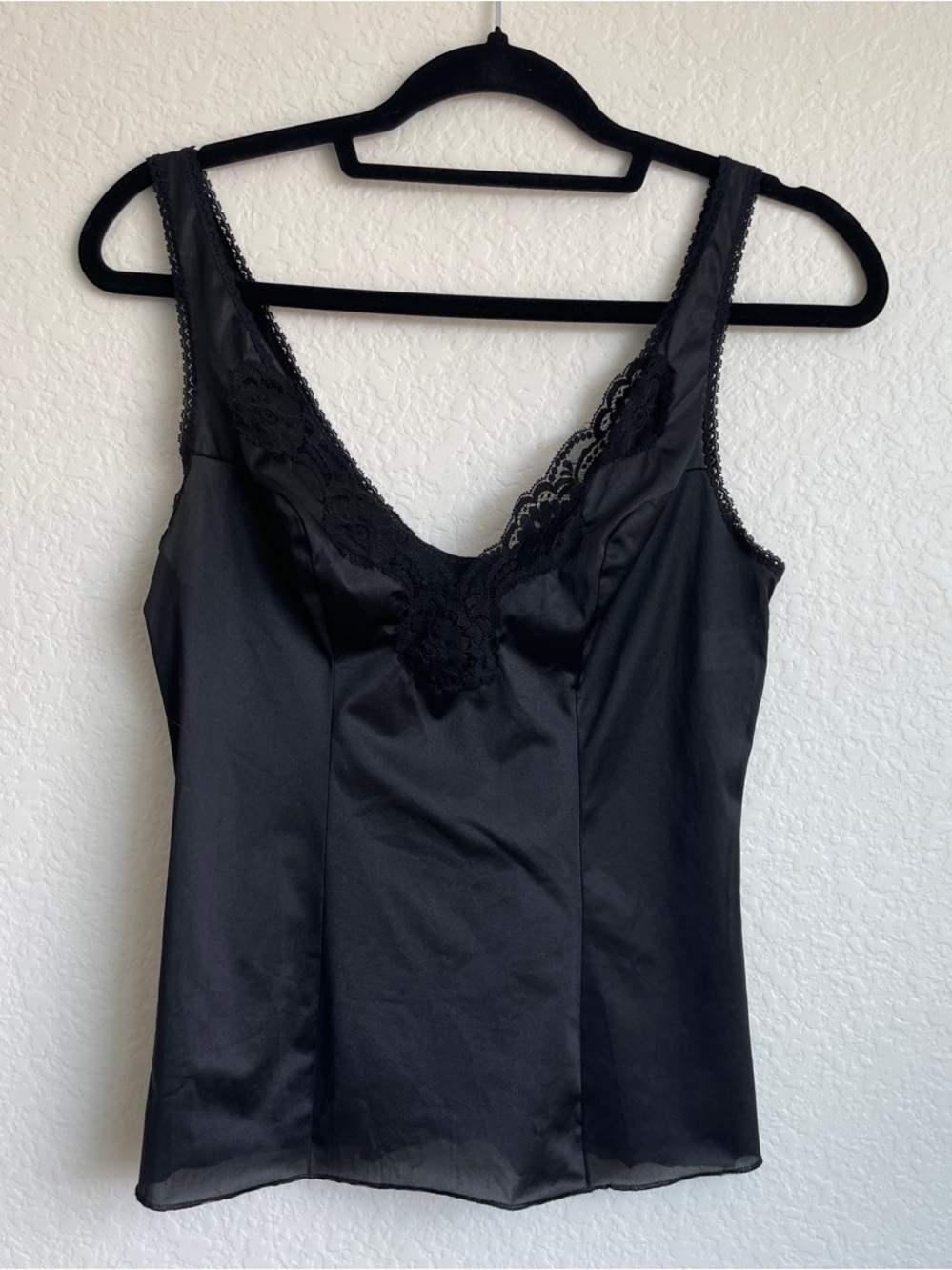 vassarette Black Satin Lace-Trim Camisole • Size 34 - Picture 11 of 11